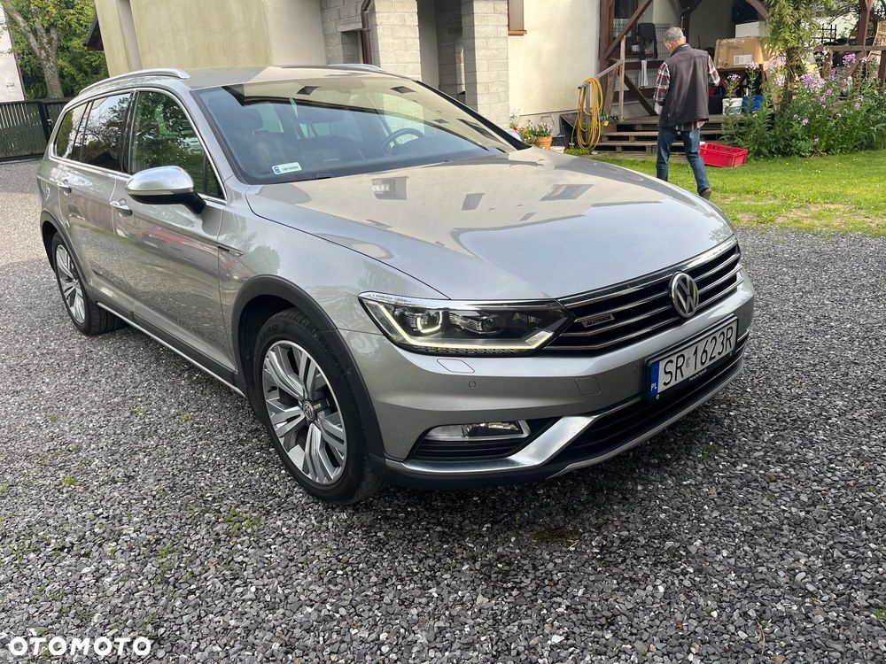 Volkswagen Passat 2.0 TDI SCR DSG Business - 2
