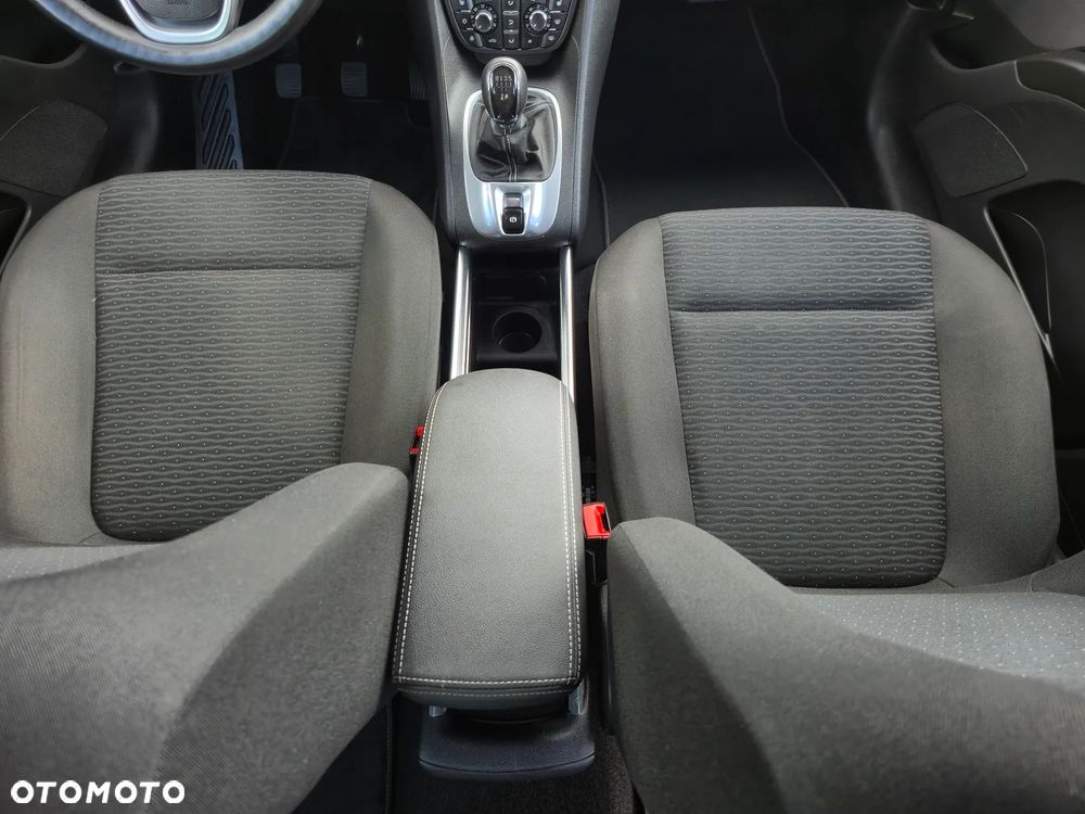 Opel Meriva 1.4 T Essentia - 24