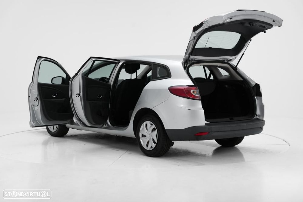 Renault Mégane Sport Tourer 1.5 dCi Confort SS - 6