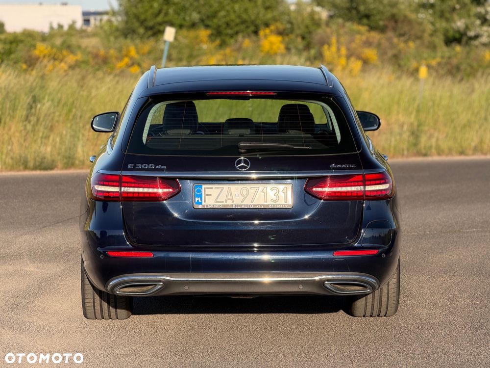 Mercedes-Benz Klasa E 300 de 4Matic 9G-TRONIC Night Edition - 9