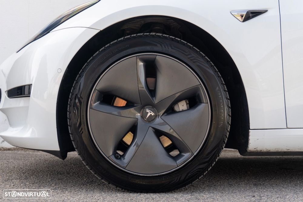 Tesla Model 3 Standard Range Plus RWD - 4