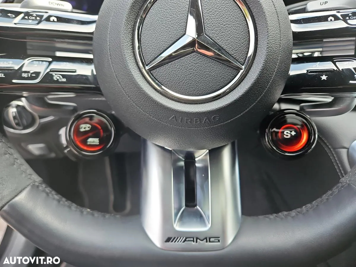 Mercedes-Benz AMG GT 63 4MATIC+ Coupe - 25