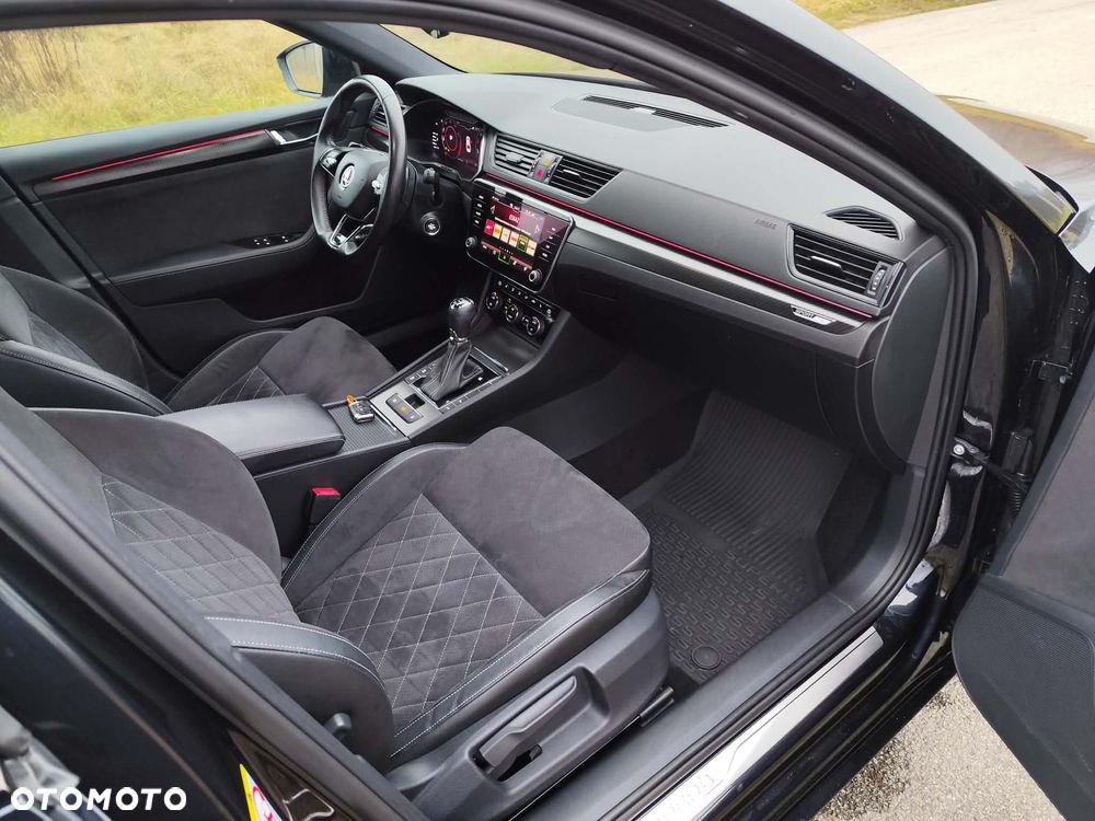 Skoda Superb 2.0 TSI 4x4 Sportline DSG - 12