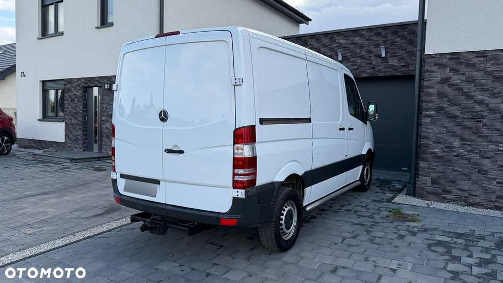 Mercedes-Benz Sprinter - 7