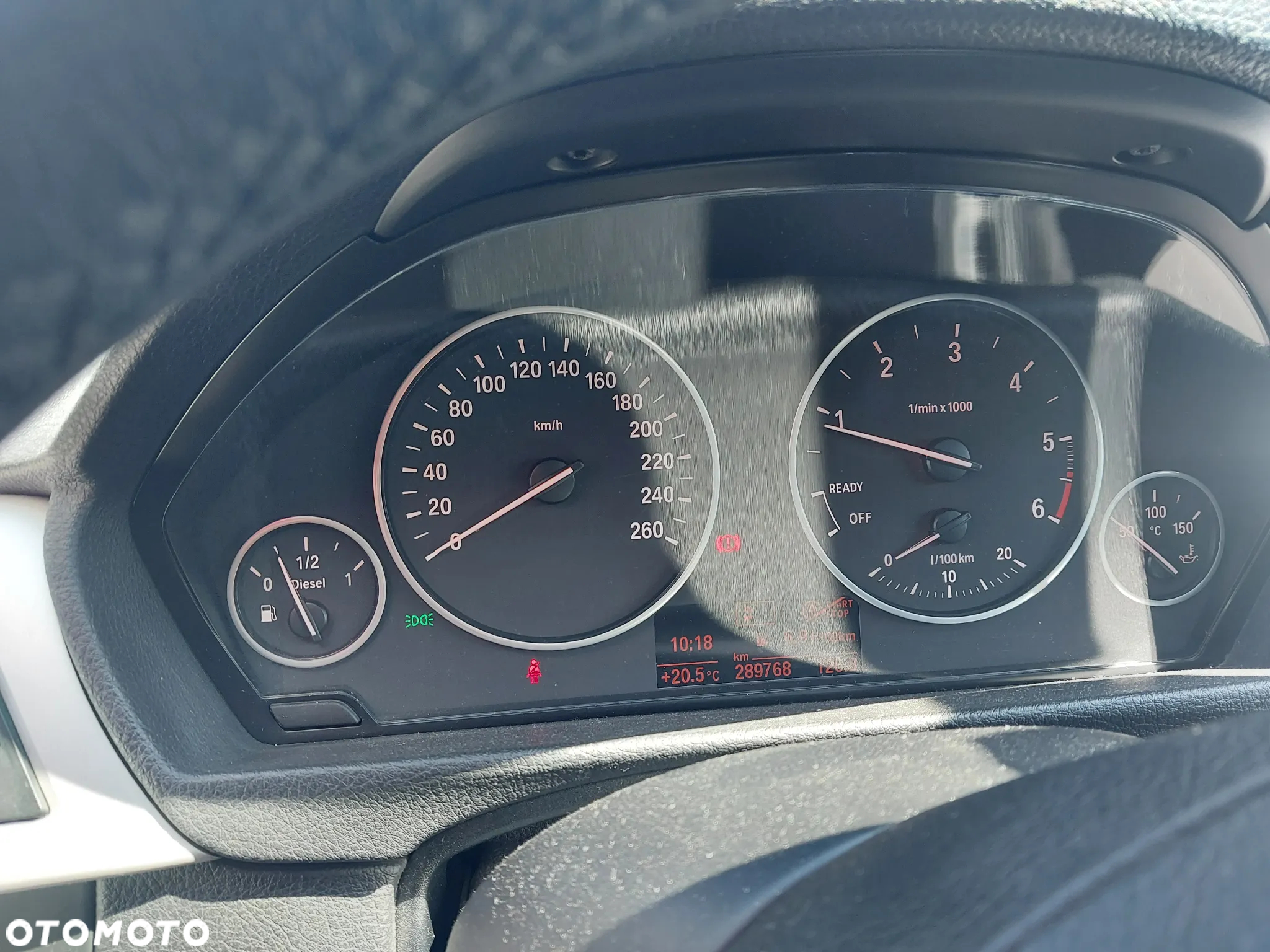 BMW Seria 3 318d Touring - 12
