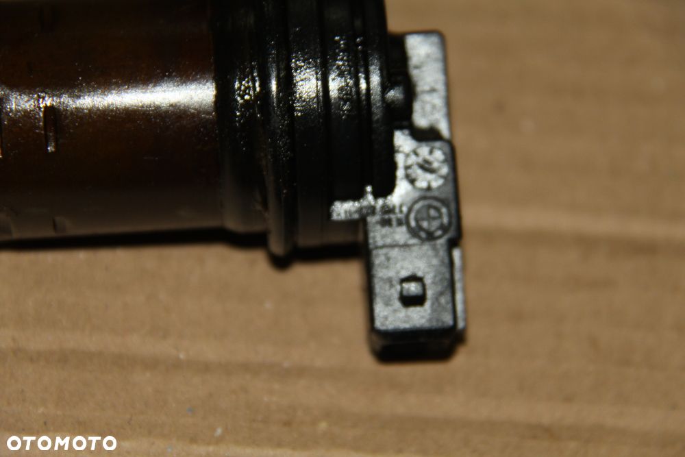 ZAWÓR ZMIENNYCH FAZ ROZRZĄDU BMW  E46 1.6 1.8 2.0 - 4