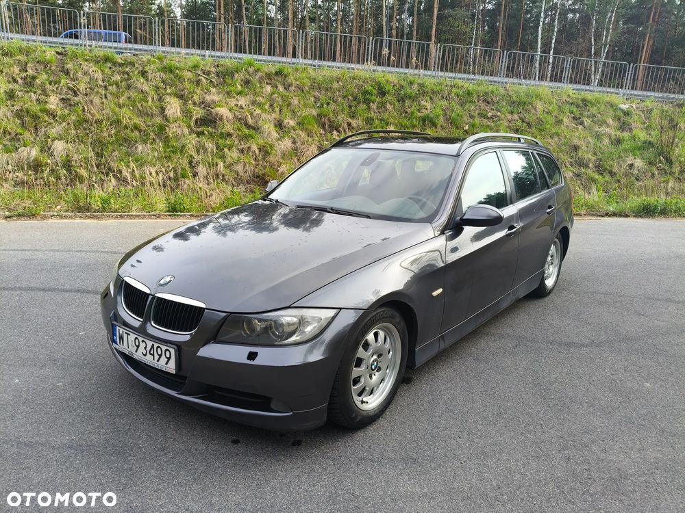 BMW Seria 3 320d DPF - 1