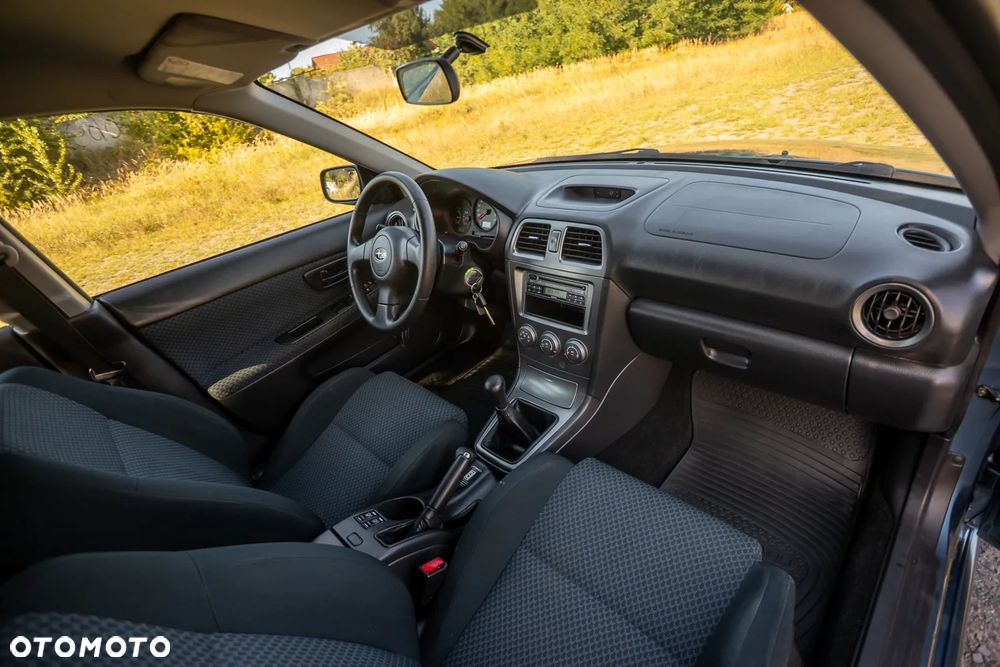 Subaru Impreza 1.5R - 6