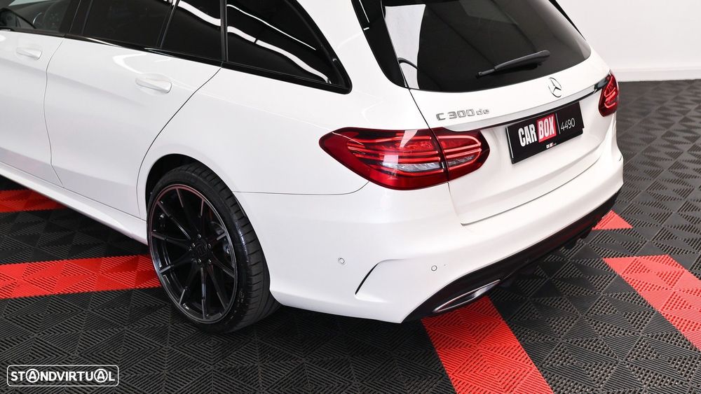 Mercedes-Benz C 300 de T 9G-TRONIC AMG Line - 24