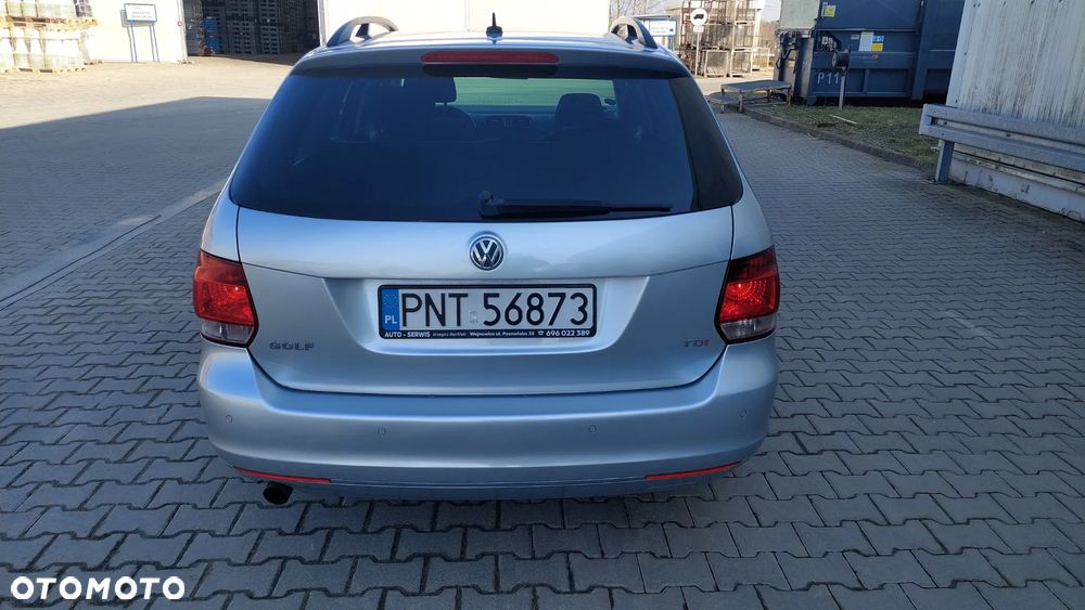 Volkswagen Golf 1.6 TDI Highline - 6
