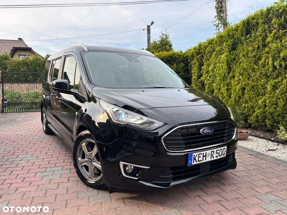Ford Tourneo Connect Grand - 37