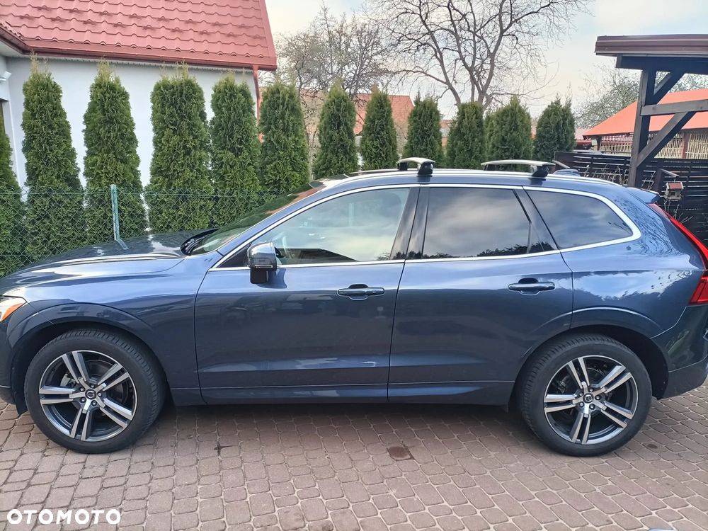 Volvo XC 60 T5 AWD Geartronic Momentum - 1