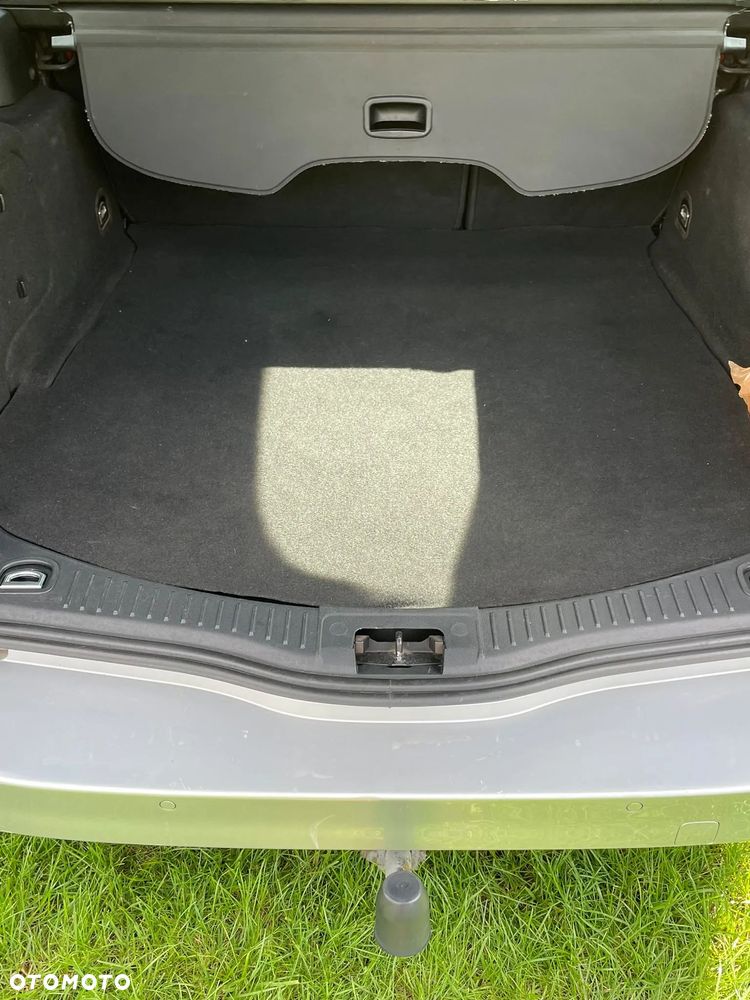 Ford Mondeo 2.0 TDCi Trend - 10
