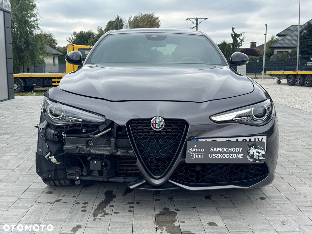 Alfa Romeo Giulia 2.0 Turbo Veloce Q4 - 3