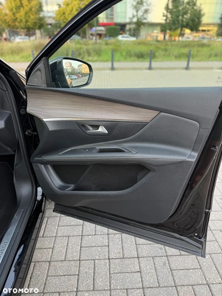 Peugeot 3008 1.6 PureTech GT Pack S&S EAT8 - 19