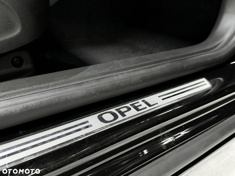 Opel Insignia - 34