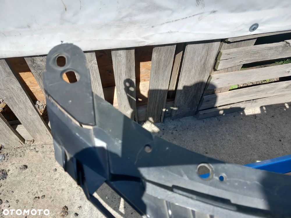 Atrapa góra chłodnicy/maskownica TOYOTA PROACE CITY - 6