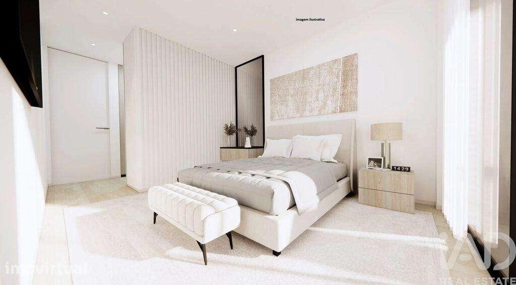 Apartamento T4 em Fânzeres e São Pedro da Cova de 140,00 m2 - Grande imagem: 2/8