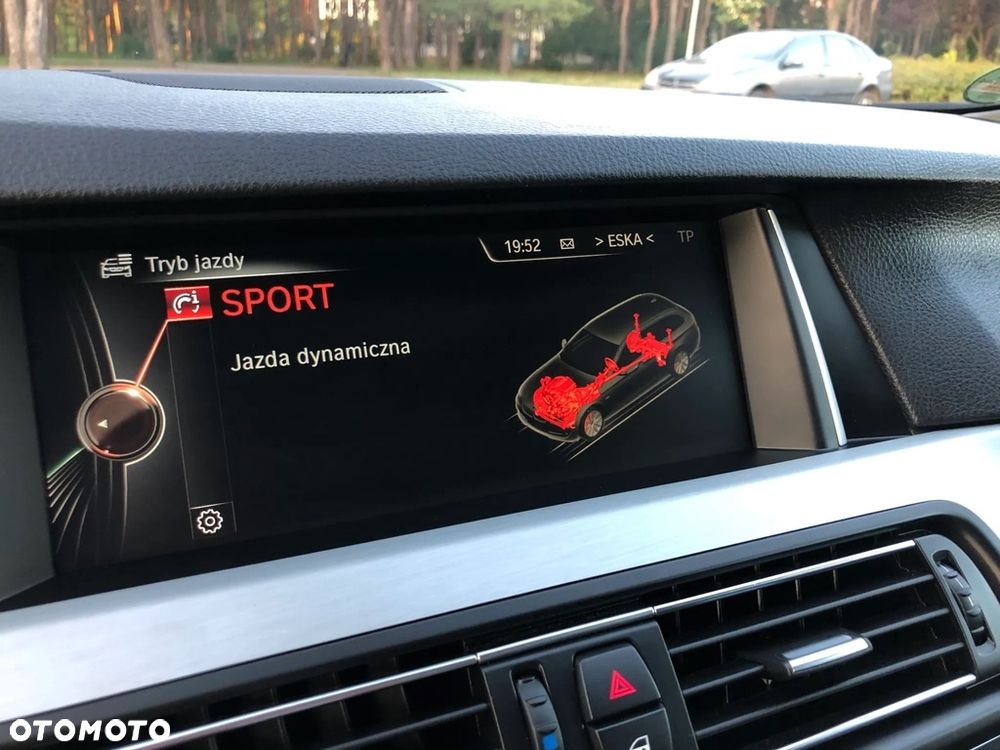 BMW Seria 5 520d - 13