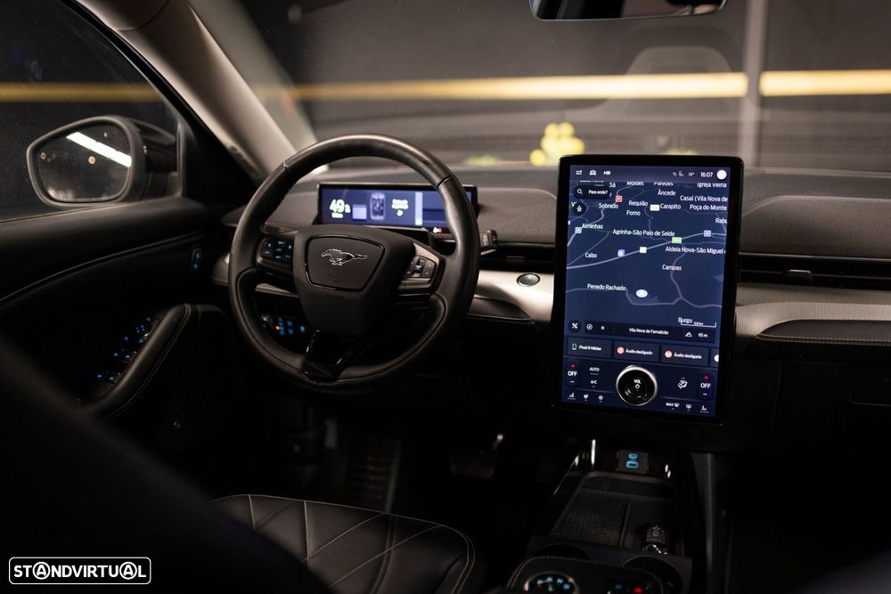 Ford Mustang Mach-E Standard - 16