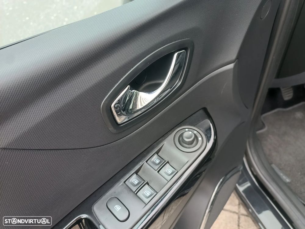 Renault Captur 1.5 dCi Exclusive - 14