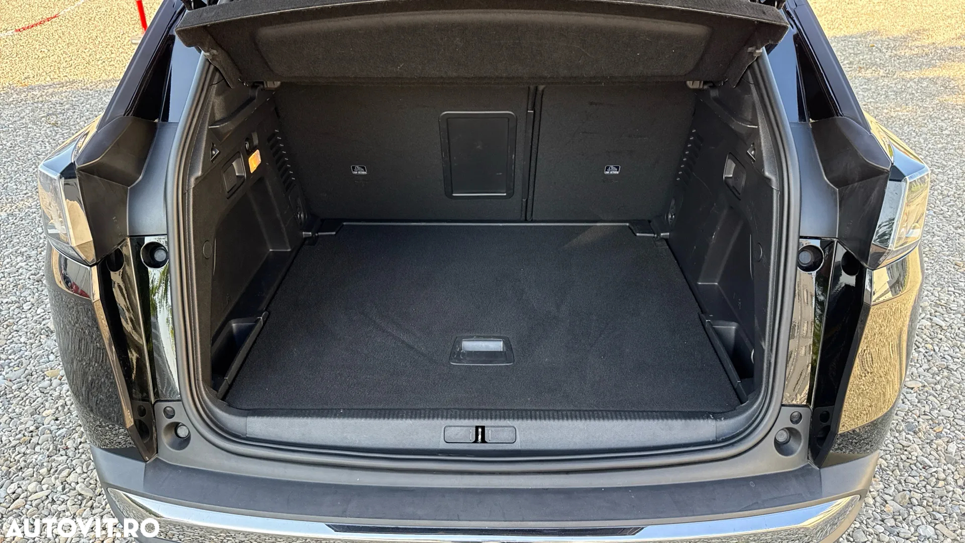 Peugeot 3008 1.2 PureTech 130 EAT8 Allure Pack - 26