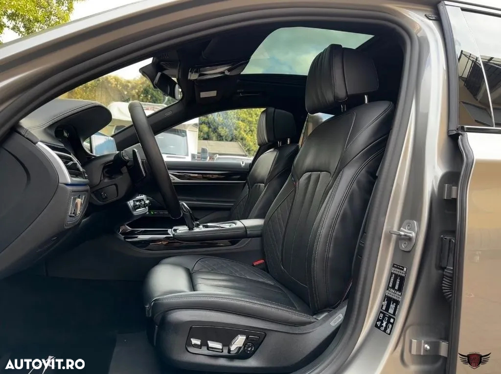 BMW Seria 7 730d xDrive MHEV - 9