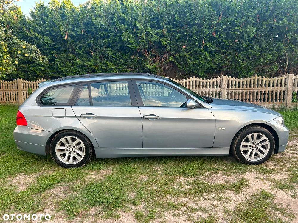 BMW Seria 3 320d - 6