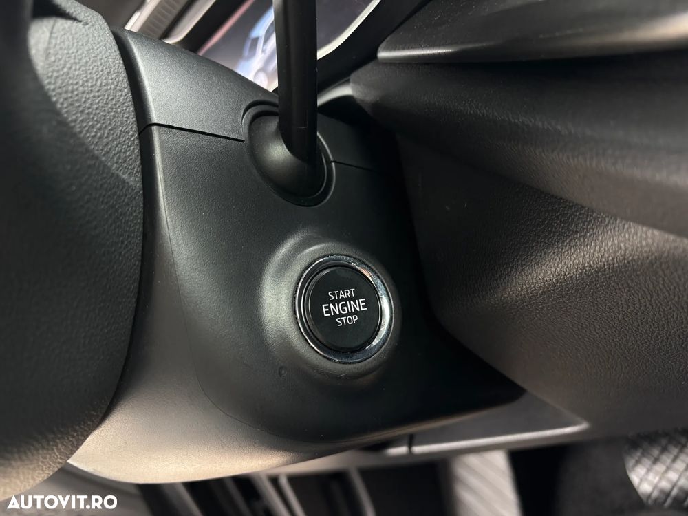 Skoda Octavia 2.0 TDI DSG Ambition - 28