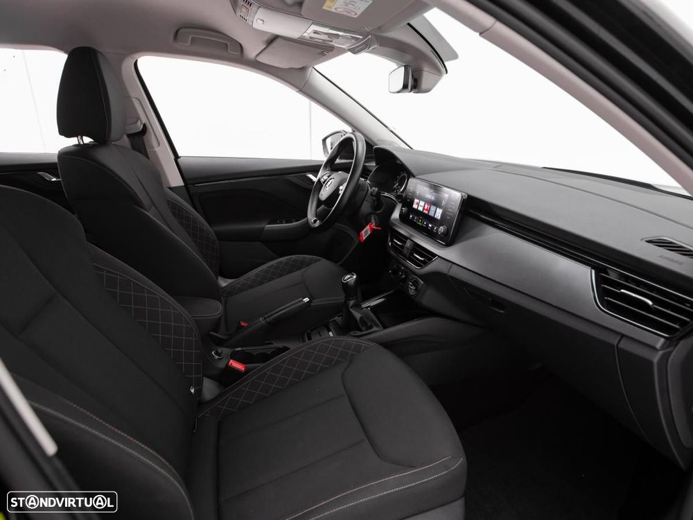 Skoda Kamiq 1.0 TSI — fotografia 9