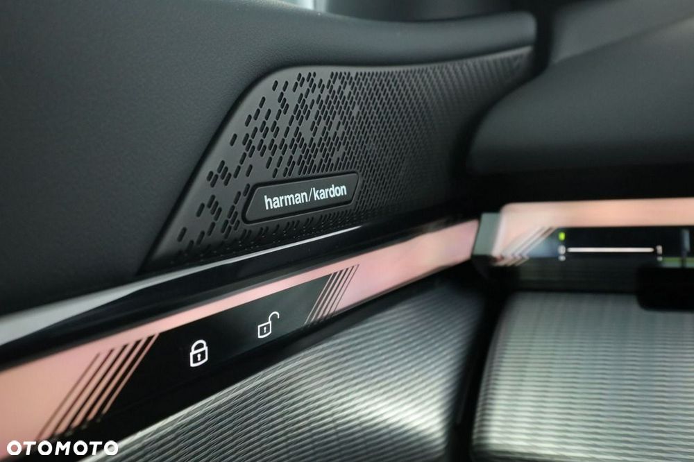 BMW Seria 5 530e PHEV M Sport - 34