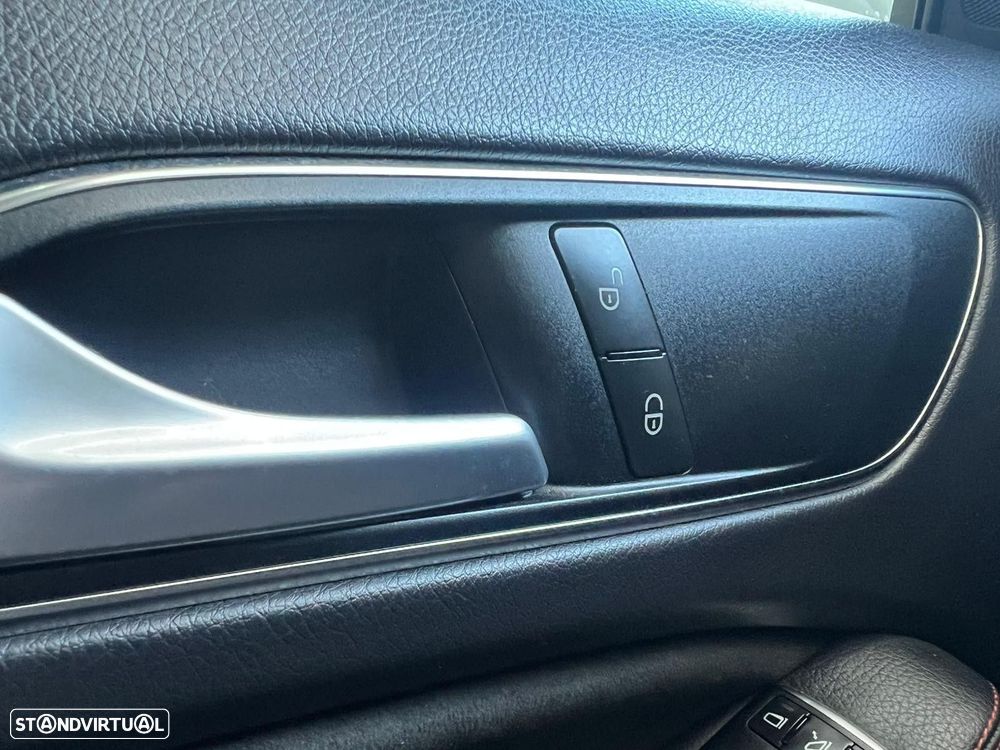 Mercedes-Benz GLA 45 AMG 4-Matic - 41