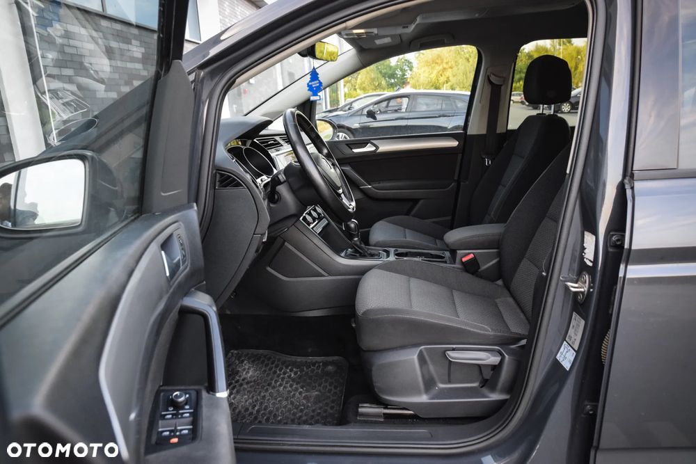 Volkswagen Touran 2.0 TDI BMT Comfortline DSG - 16