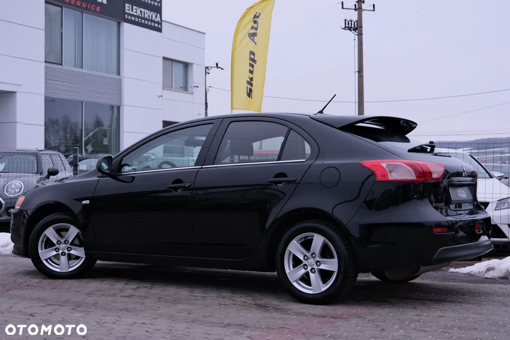 Mitsubishi Lancer - 7