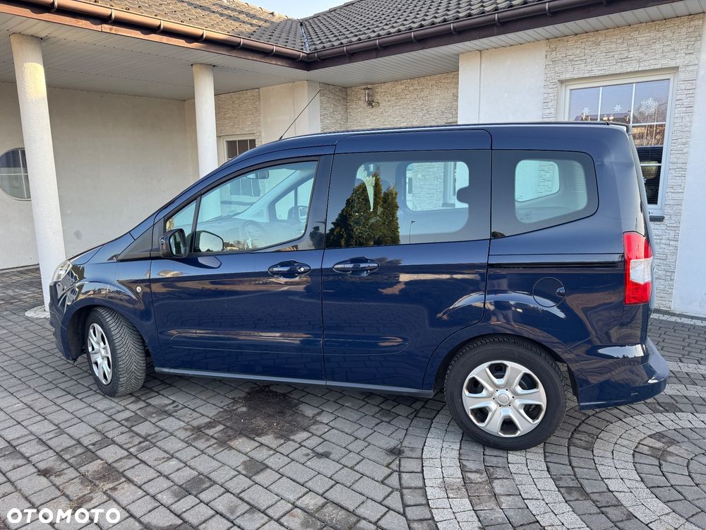 Ford Tourneo Courier 1.0 EcoBoost S&S Titanium - 10