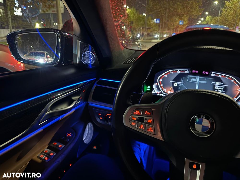 BMW Seria 7 740Ld xDrive MHEV - 16