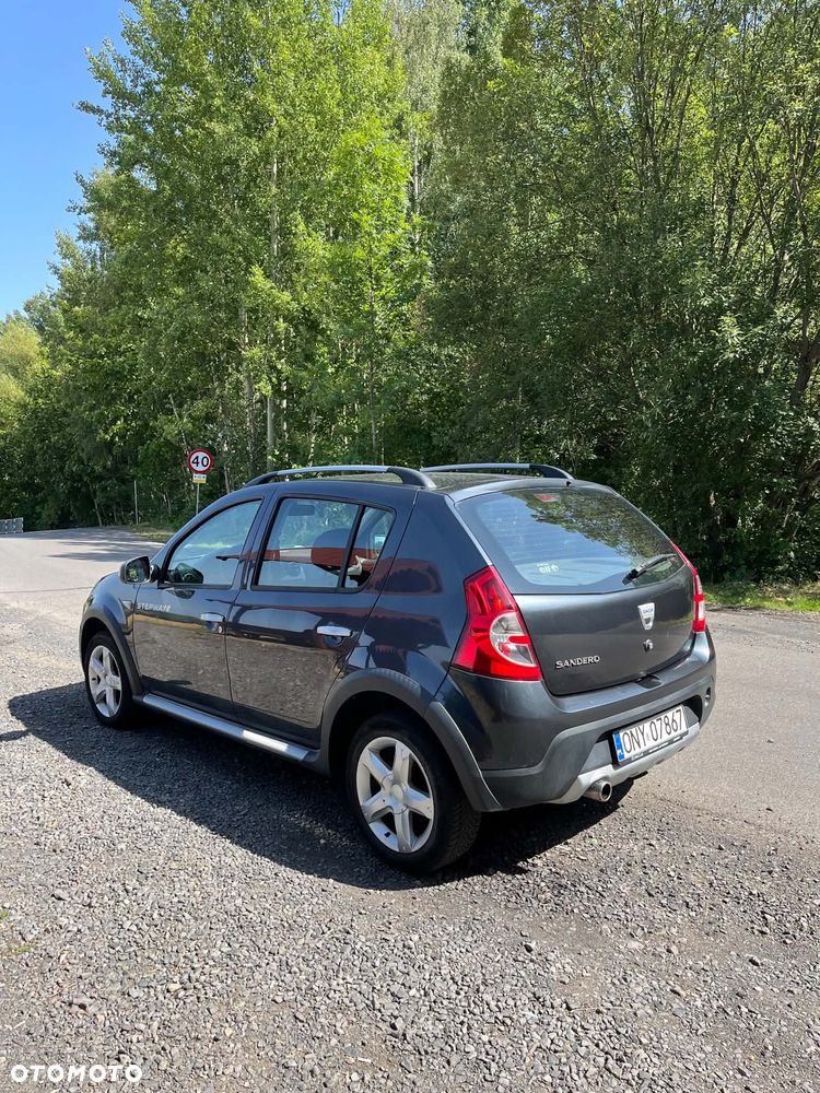 Dacia Sandero Stepway2 1.6 - 4