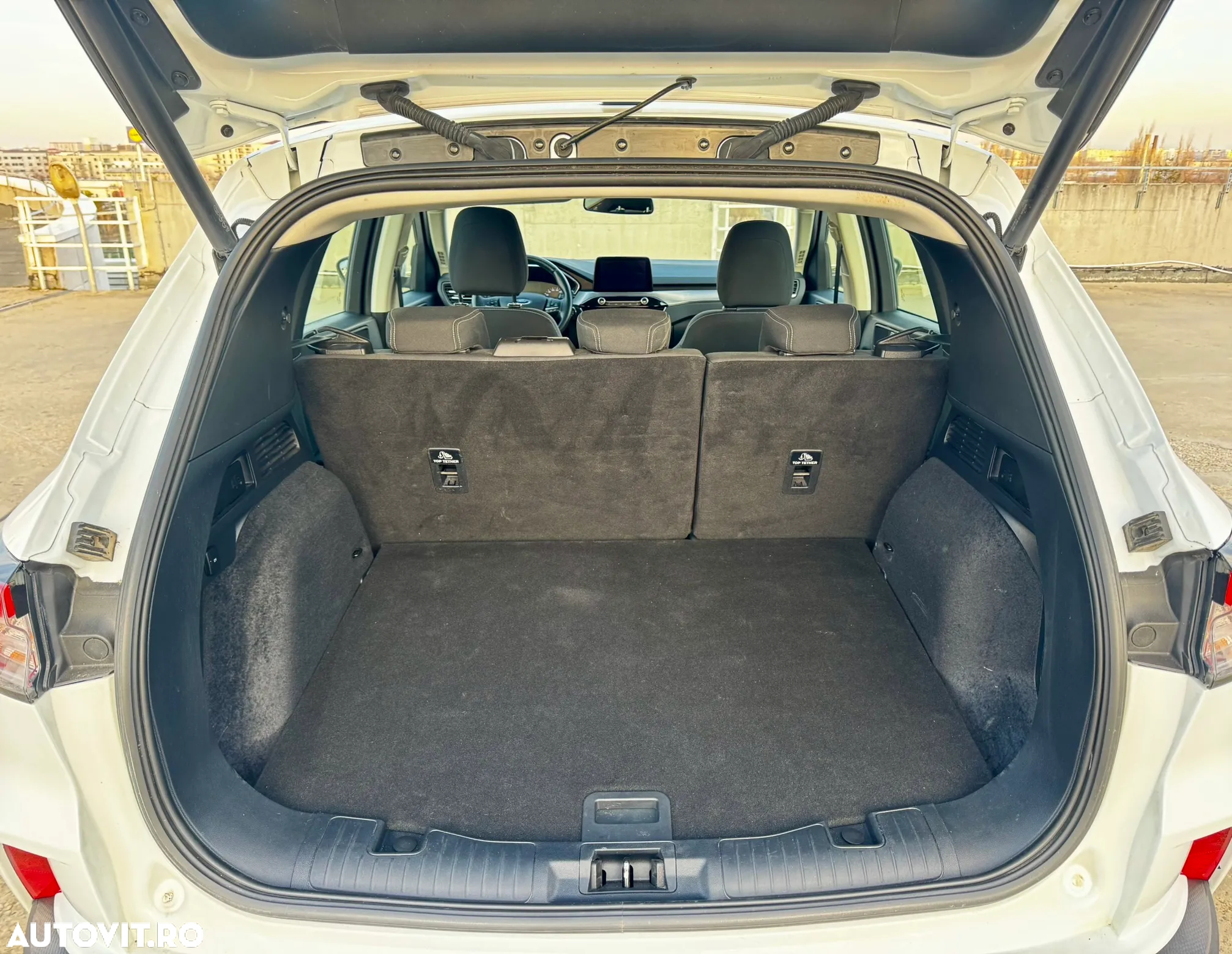 Ford Kuga 1.5 EcoBlue A8 FWD Titanium - 25