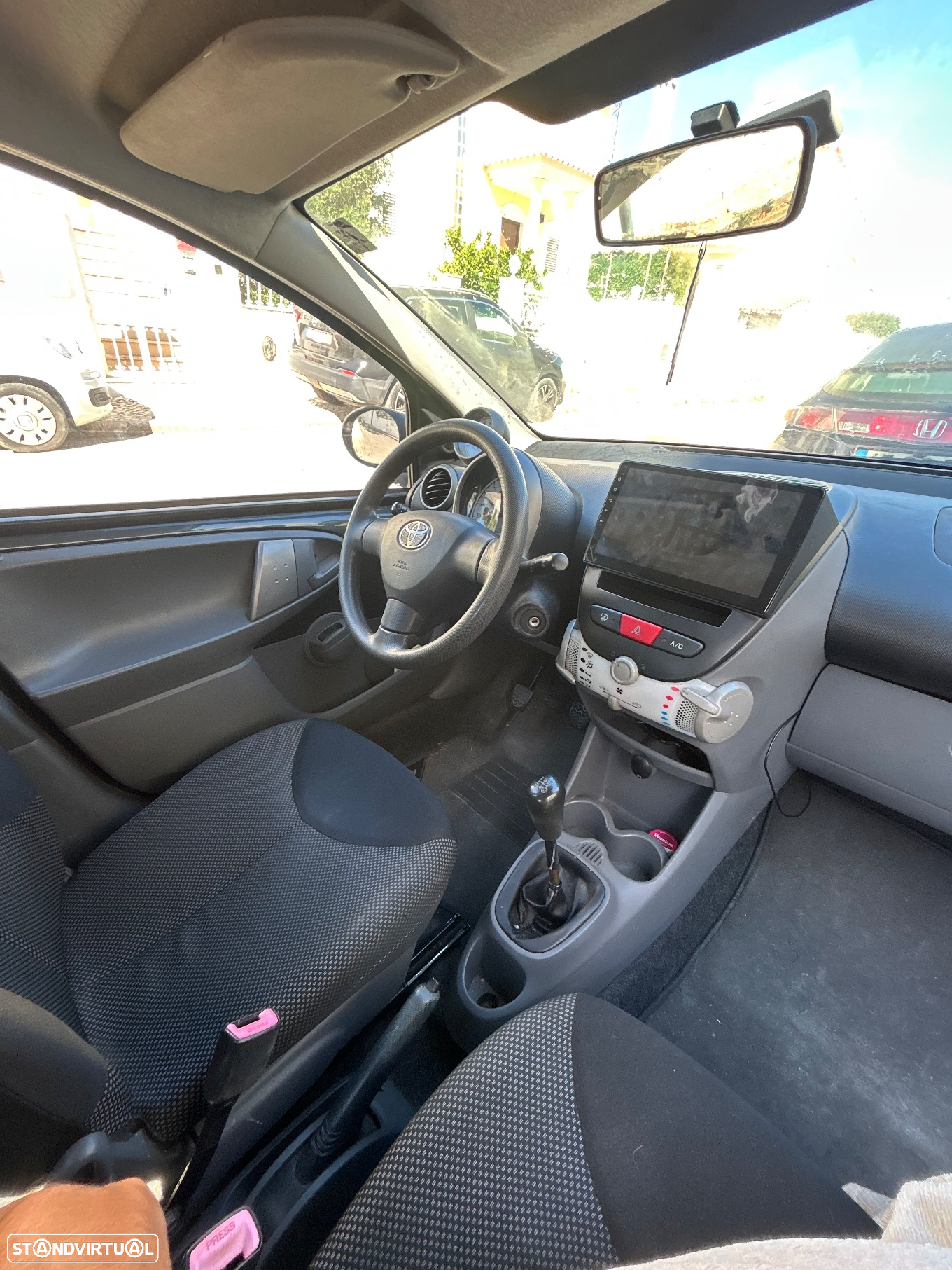Toyota Aygo 1.0 + AC - 10
