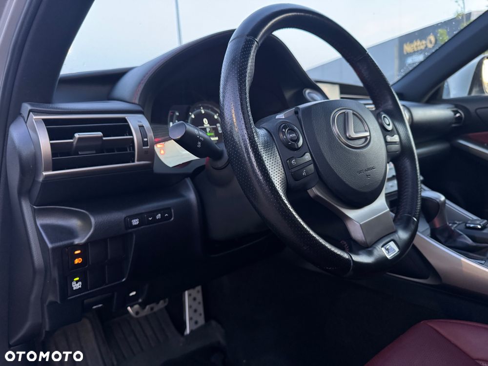 Lexus Inny - 14