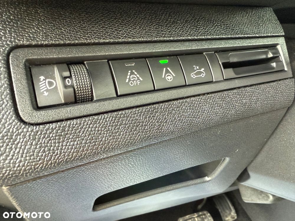 Peugeot 5008 BlueHDI 130 EAT8 Allure Business-Paket - 36