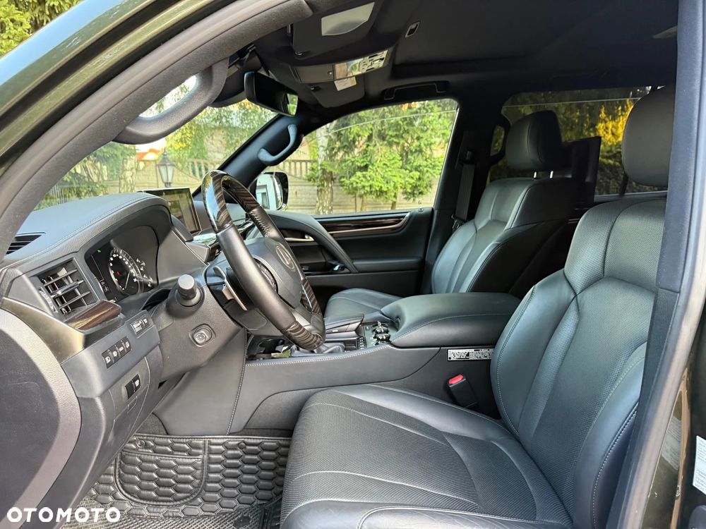 Lexus LX 570 Omotenashi - 6