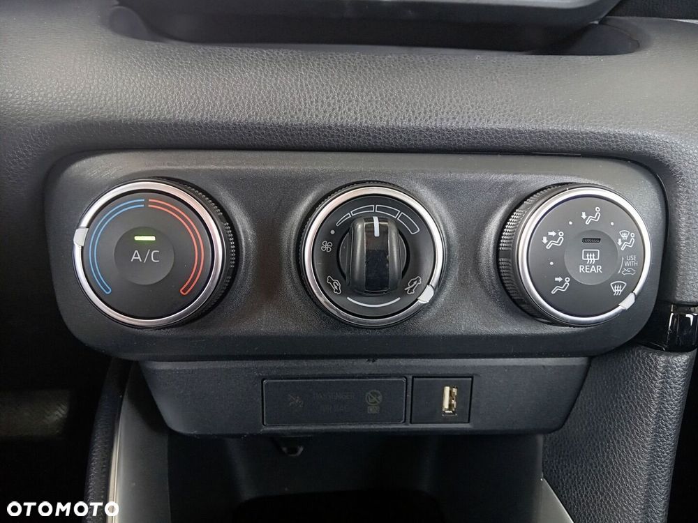 Toyota Yaris 1.5 Comfort CVT - 17