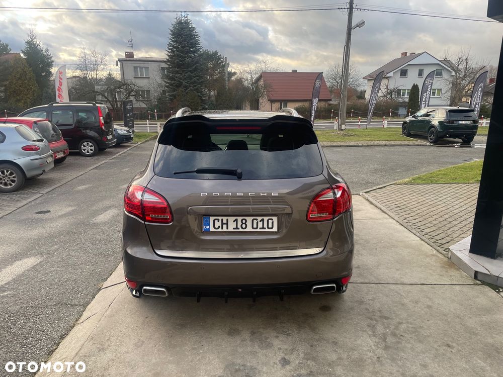 Porsche Cayenne Platinum Edition - 6