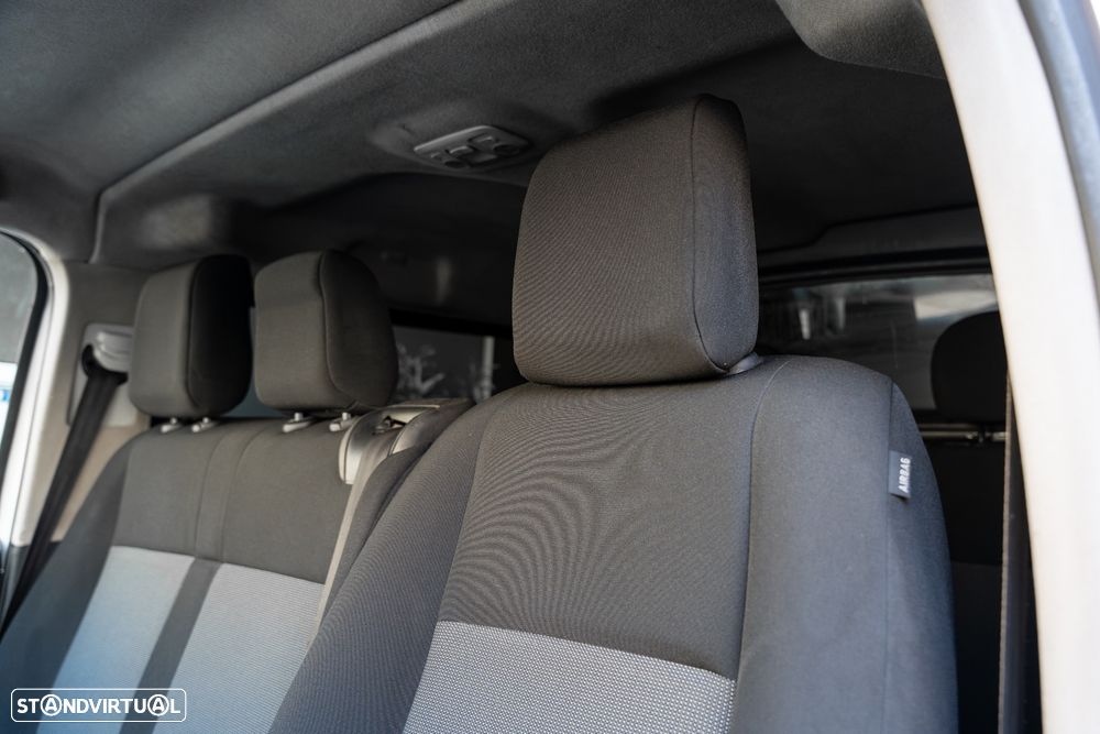 Peugeot Expert 6 lugares - 14