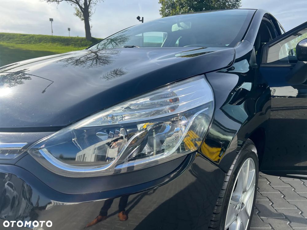 Renault Clio 0.9 TCe Techno Feel - 19