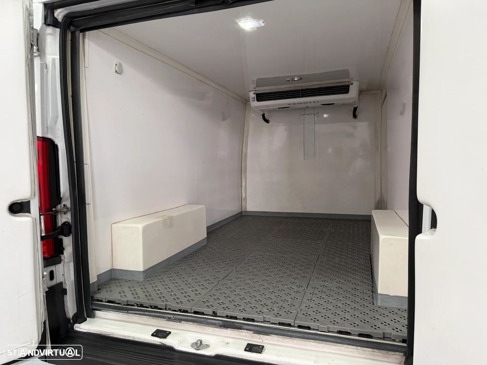 Fiat Ducato 2.3 JTD L2/H1 Frigorífico / Isotérmica - 25