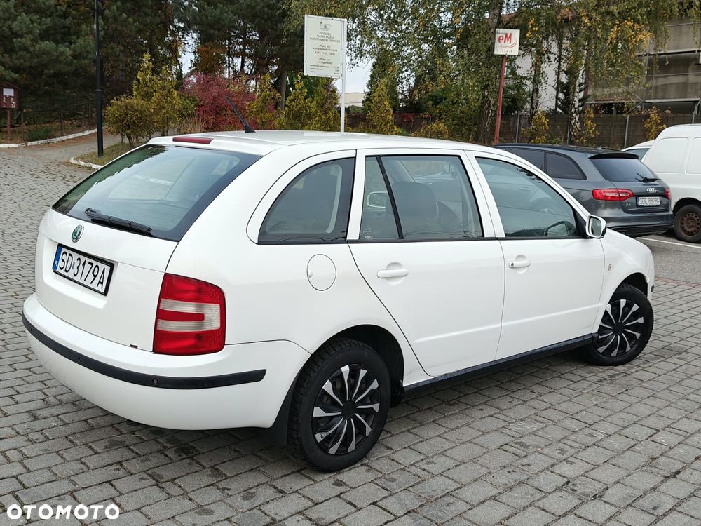 Skoda Fabia 1.4 16V Elegance - 25