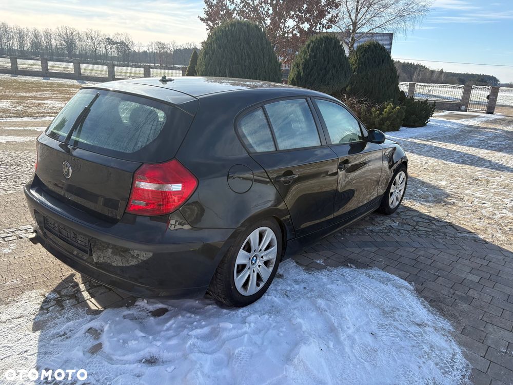 BMW Seria 1 118d DPF - 6