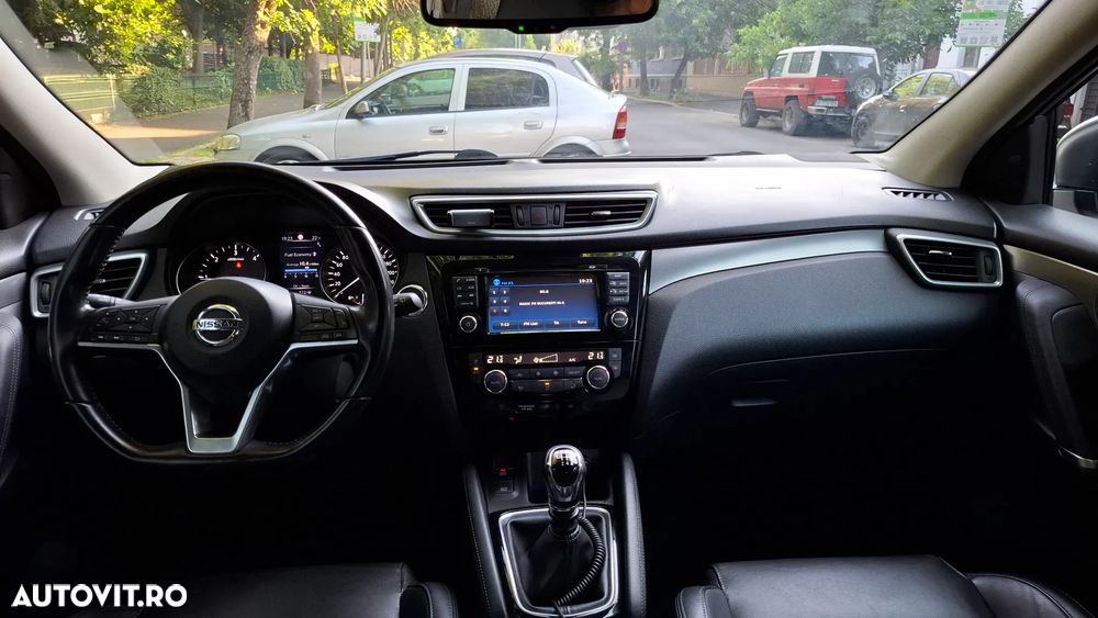 Nissan Qashqai - 10